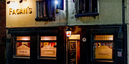 Fagans, Sheffield: Front of pub at night
