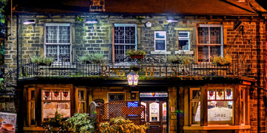 Ring O' Bells, Shipley: Full pub exterior at night