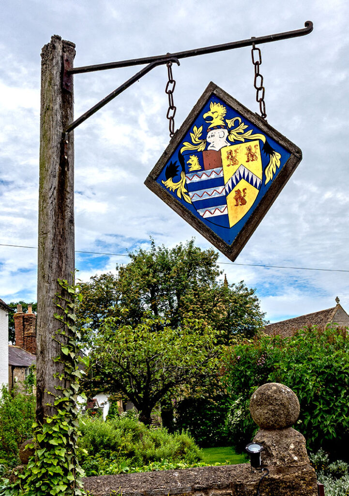 Fleece, Bretforton: Inn sign