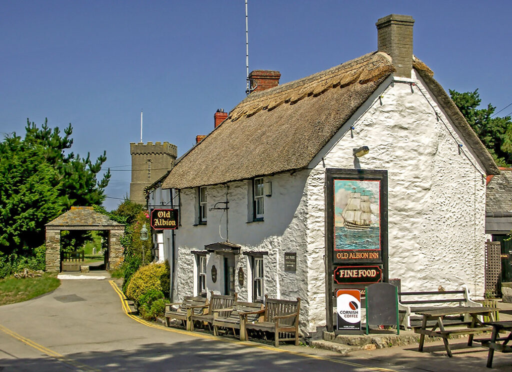 Old Albion, Crantock: Pub exterior