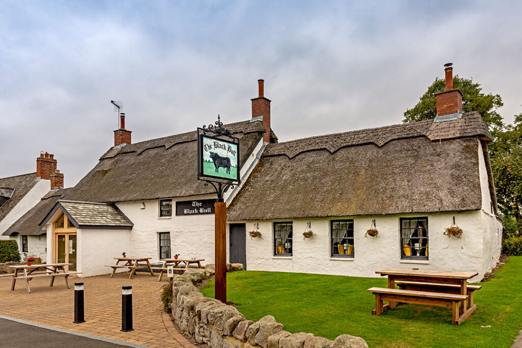 Black Bull, Etal: Exterior