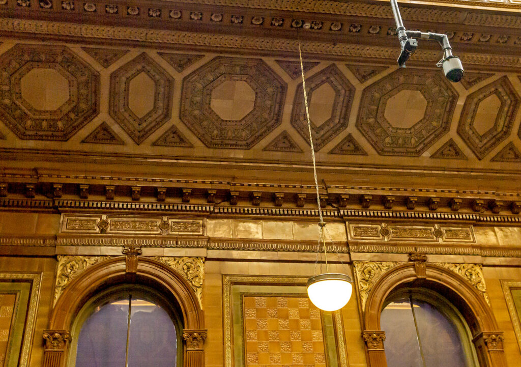 Centurion, Newcastle: Tiled ceiling and wall