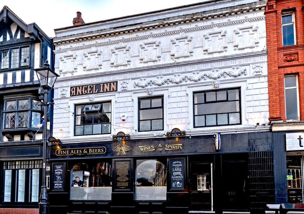 Angel, Stockport: Exterior