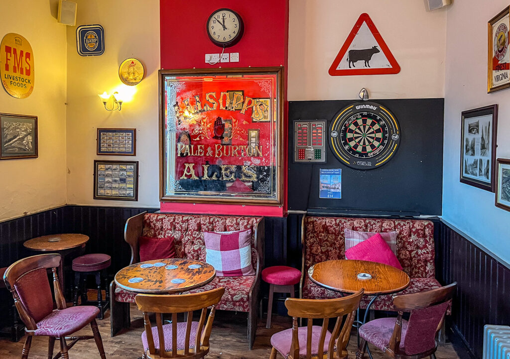 Smithfield, Derby: Front room