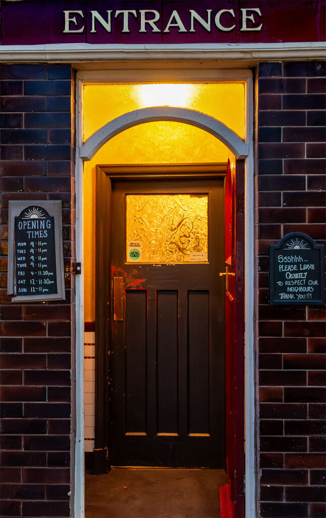 Golden Ball, York: Entrance door