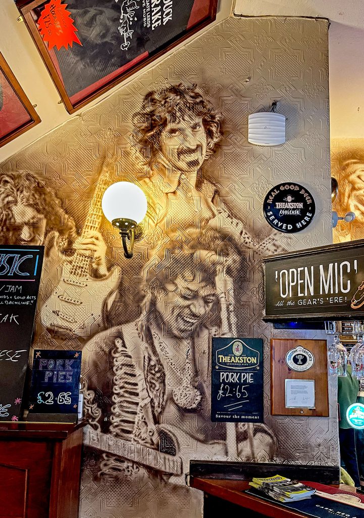 Duck and Drake, Leeds: Rock star mural 1