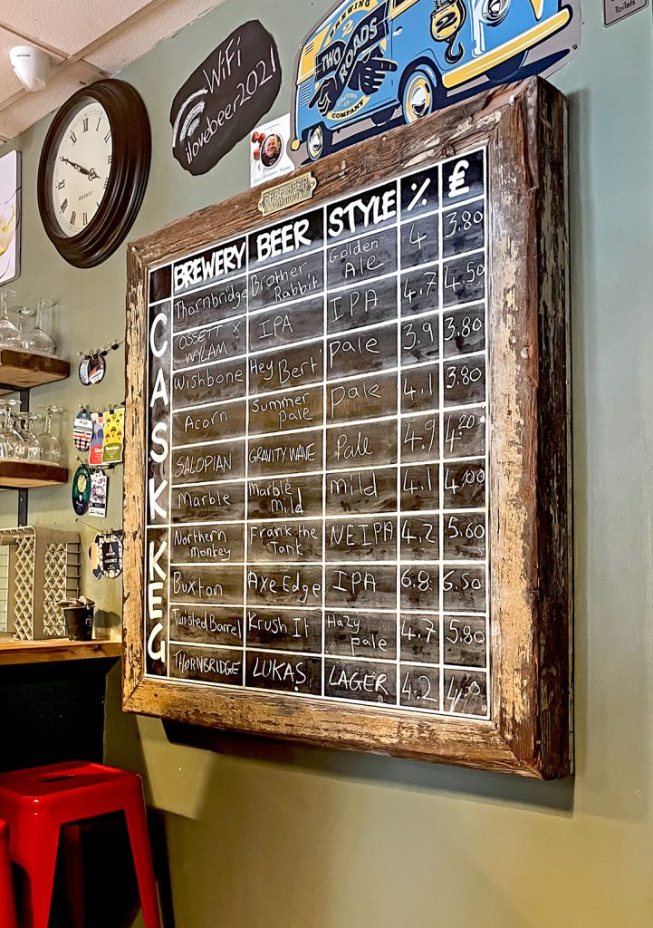 Petersgate Tap, Stockport: Beer Menu on chalked blackboard