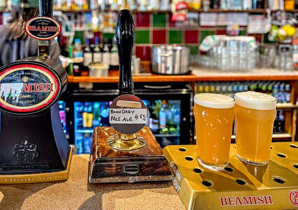 Sunflower, Belfast: Handpump & pints of beer