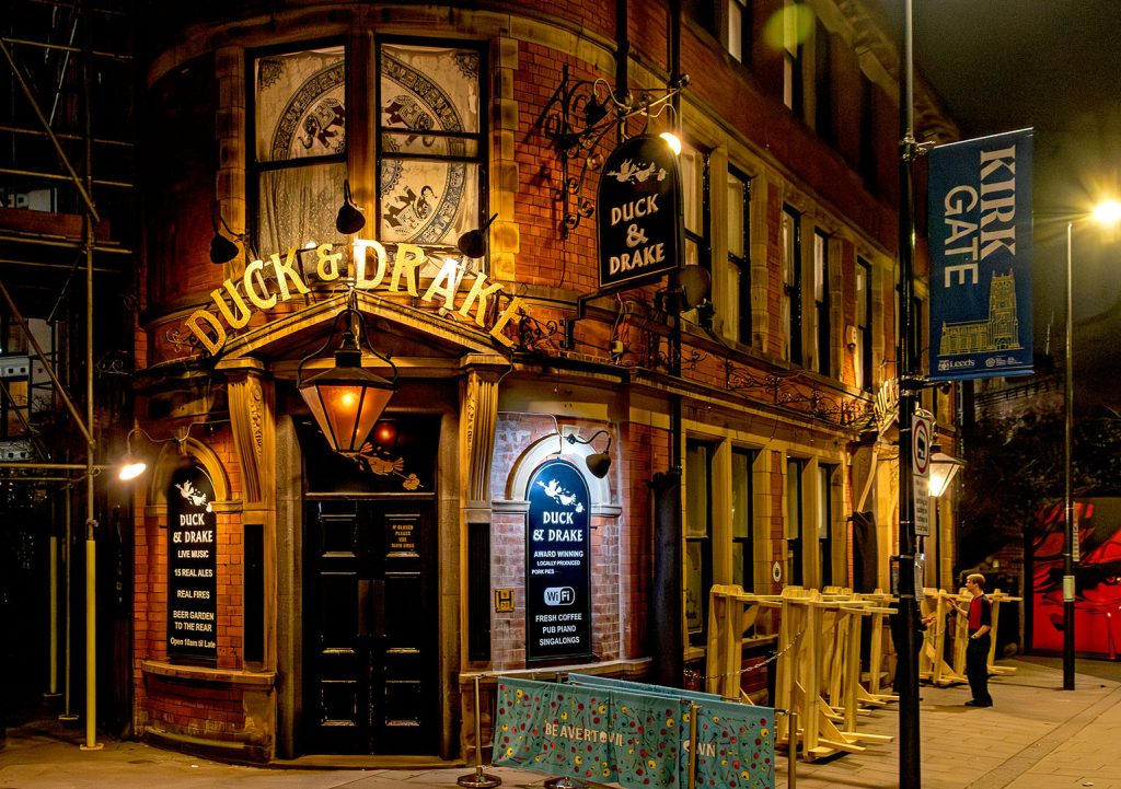 Duck and Drake, Leeds: Illuminated exterior at night with lanterns.